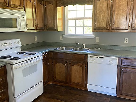 4th image of 1594 Wilderness Ln
