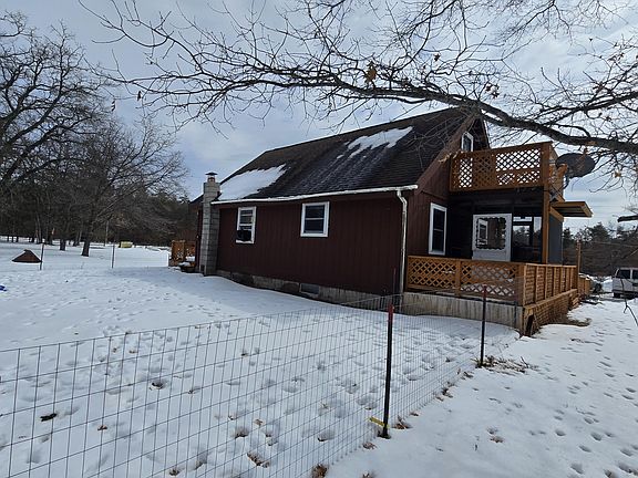 2nd image of 747 N Perry Creek Rd