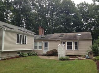7 Camelot Dr, Paxton, MA 01612