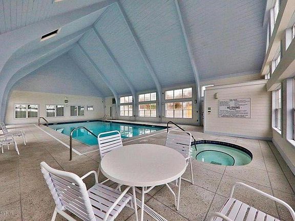 5th image of 110 Ocean Hollow Ln Floor 3