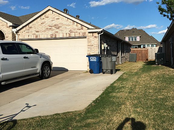 4th image of 1716 Serene Dr