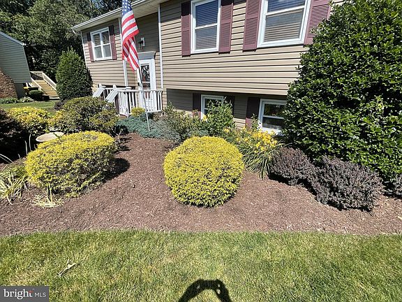 4th image of 140 Pointer Cir