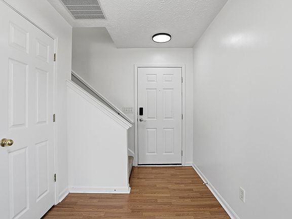 3rd image of 1882 Chatham Pl