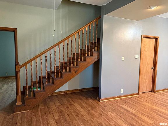 4th image of 2200 Forest St