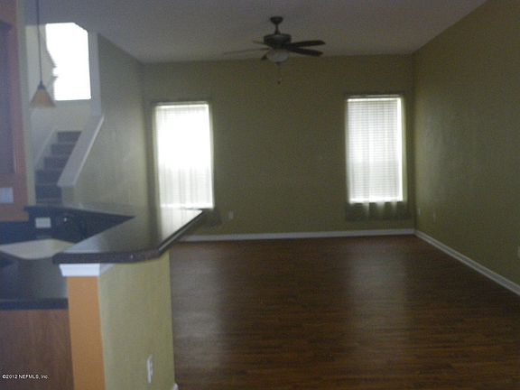 5th image of 8427 Candlewood Cove Trl