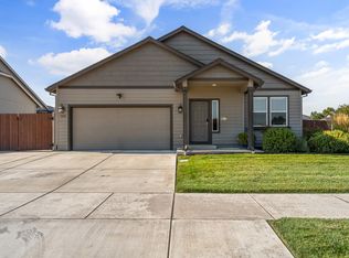 3404 Cascara St, Medford, OR 97504