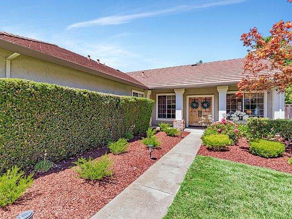 4th image of 15202 Monticello Way