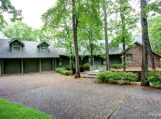 18 Pebble Beach Dr, Little Rock, AR 72212
