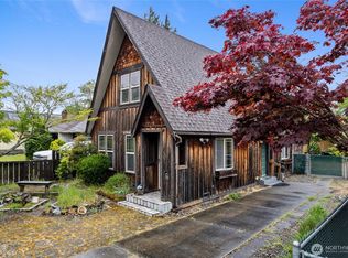 401 7th St NW, Puyallup, WA 98371