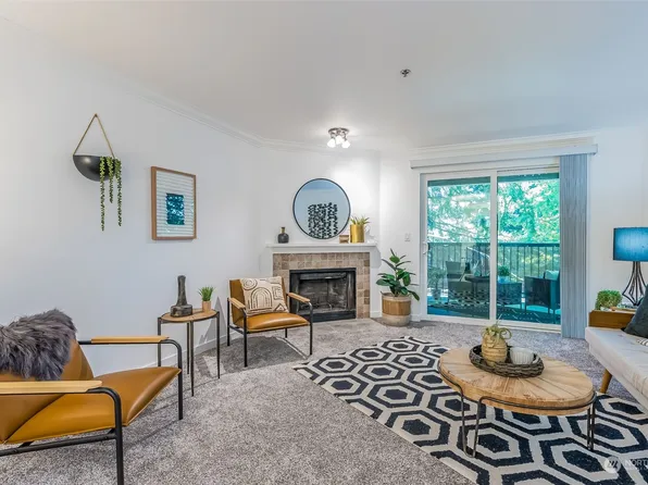 28307 18th Avenue S #B204, Federal Way, WA 98003