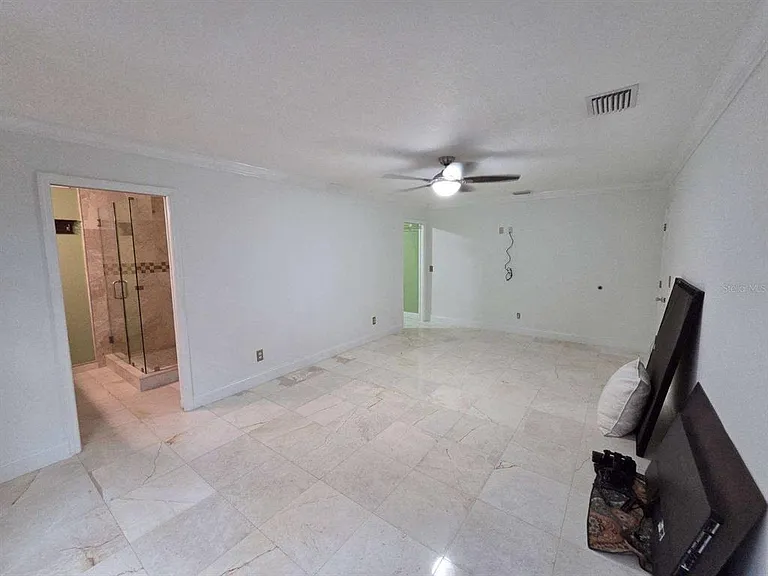 3927 E Eden Roc Cir — Photo 13