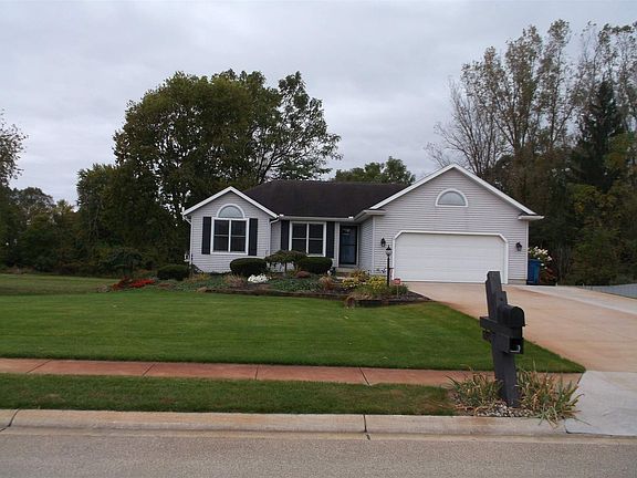 2nd image of 19424 Country Creek Ct