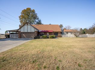 10312 S 194 East Ave, Broken Arrow, OK 74014