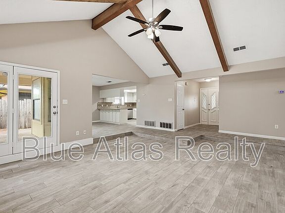4th image of 6526 Aires Dr