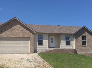103 Spruce Ct, Union, MO 63084