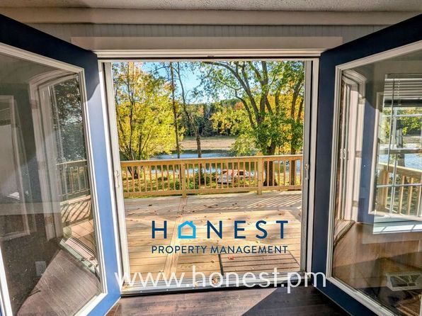 107 Woodland Dr