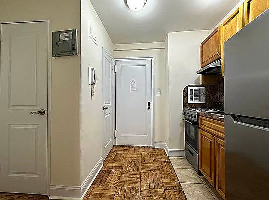 3rd image of 87-05 166th St #3F
