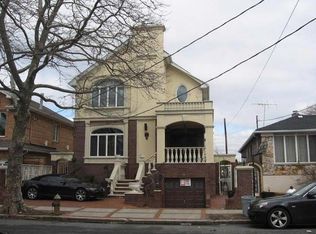 15 Whitman Dr, Brooklyn, NY 11234