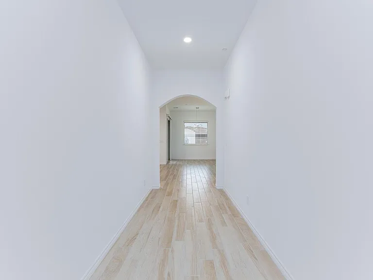 689 Monteverdi Peak St — Photo 11