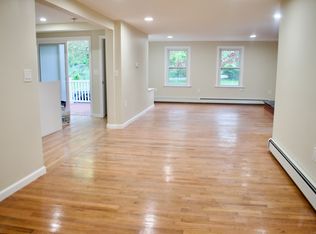 20 Hammond Ave, Norwich, CT 06360