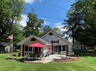 1670 Eagle Point Rd, Grayling, MI 49738