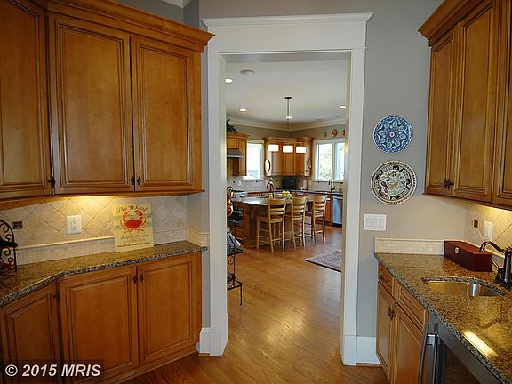 4th image of 6136 Tompkins Dr