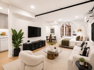 2 W 16th St #Gra, New York, NY 10011