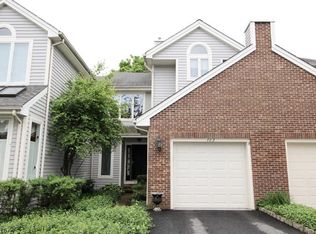 102 Jesse Ct, Montville, NJ 07045