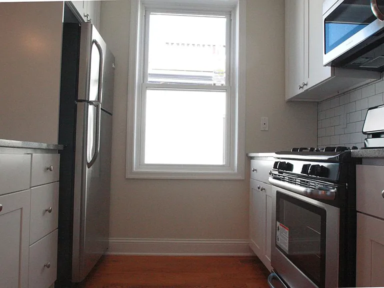 Full Kitchen with Window