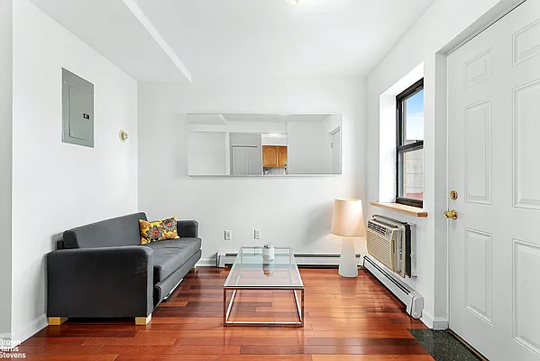 Rented by Brown Harris Stevens | media 6