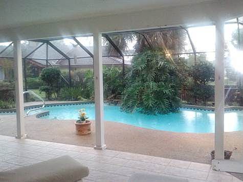 Pool/Lanai