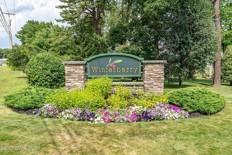 2nd image of 55 Winterberry Lane