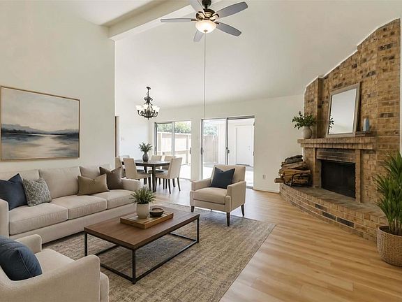 2nd image of 25414 Cottage Hill Ln