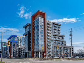 470 Dundas St E