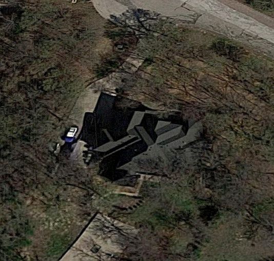 2nd image of 931 Topaz Ln