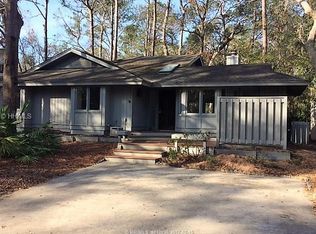 14 Dewberry Ln, Hilton Head Island, SC 29928