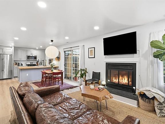 3rd image of 411 Chatterton Dr