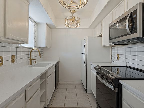 2nd image of 4523 N O'Connor Rd APT 1181