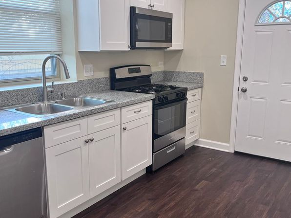 7-11 S Chester Ave #1027-1031
