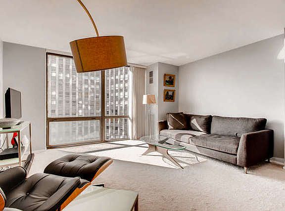 4th image of 2650 N Lakeview Ave APT 704