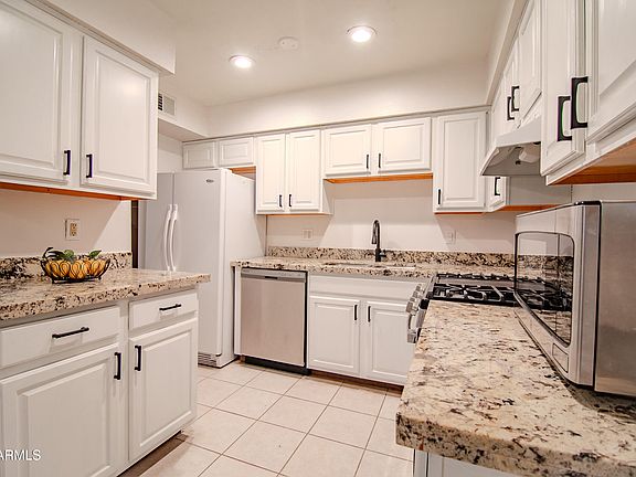 4th image of 303 N Miller Road #2018