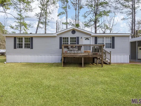 9486 Reine Rd, Saint Amant, LA 70774
