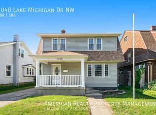 1048 Lake Michigan Dr NW, Grand Rapids, MI 49504