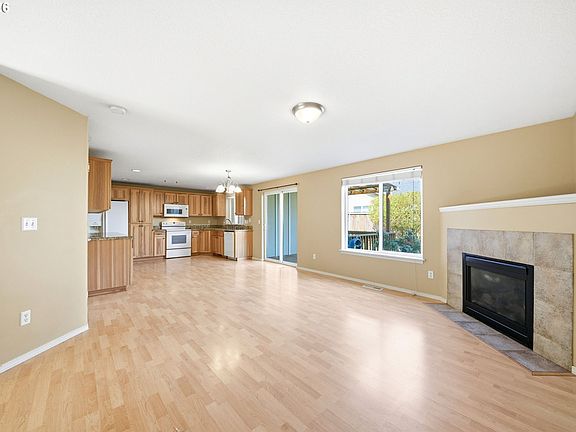 5th image of 15020 NE 69th St