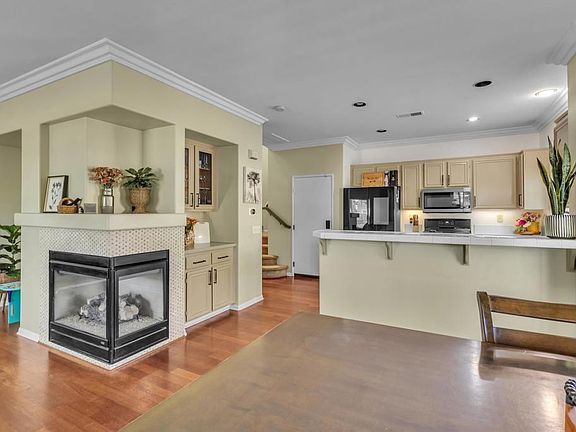 5th image of 1306 Mill Valley Rd