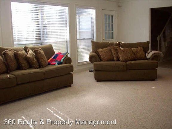 5th image of 5723 Pinewood Springs Dr