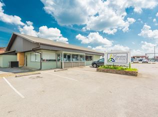 712 N Main St, Sweetwater, TN 37874