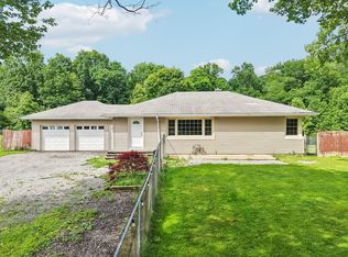 1593 Mercer Grove City Rd, Mercer, PA 16137