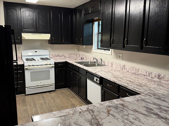 5th image of 4005 Willow Ridge Rd