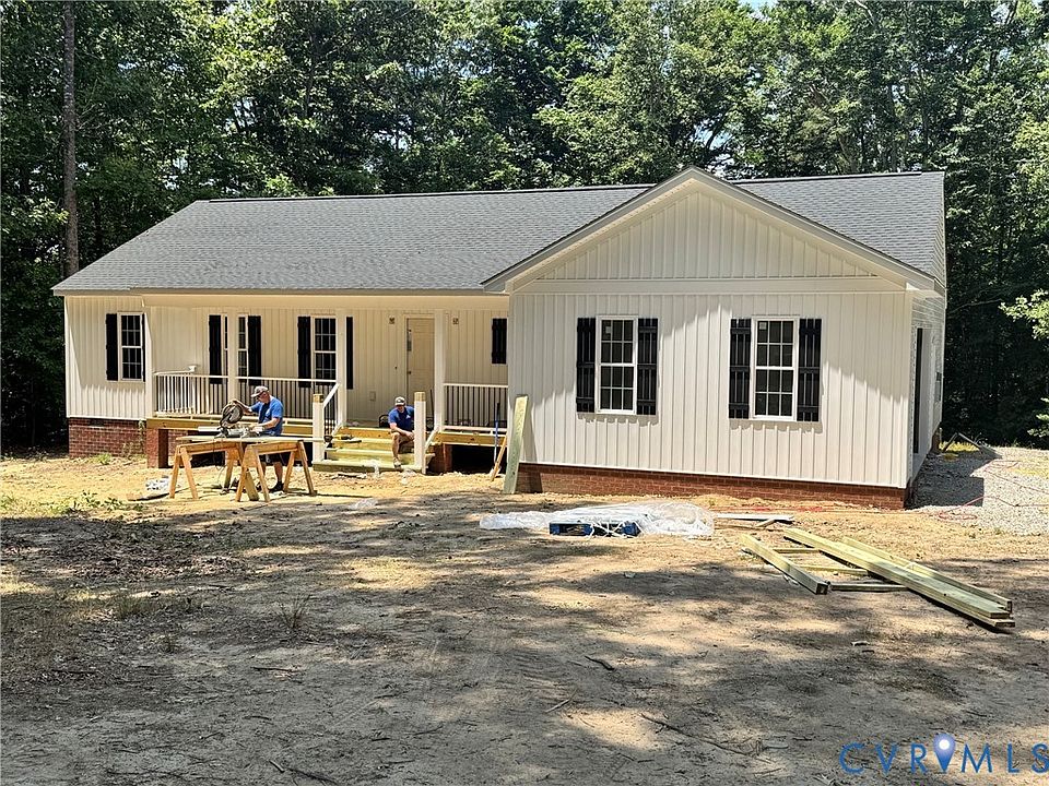 1st image of 358 Poplar Springs Dr